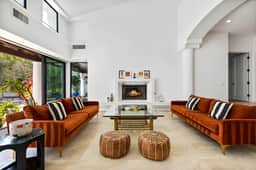 Blue Lotus Villa' Half Acre in The Mesa