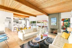 Banana Cabana' Palm Springs Pool Pad with Treehouse!