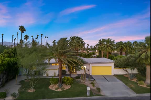 Good Vibrations' 3 BR/3 BA with Midcentury glam!