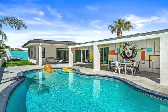 Orange Dream' Palm Springs Poolside Paradise!