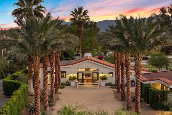 Desert Dreams Ranch' Idyllic 6 BR Next to the Polo Grounds